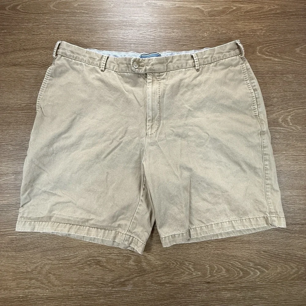 Peter Millar Mens Shorts Khaki Beige Pima Cotton Size 42 Flat Front Casual Golf